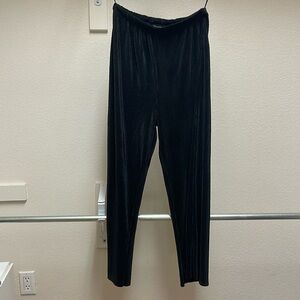 Black plisse pleated pants
